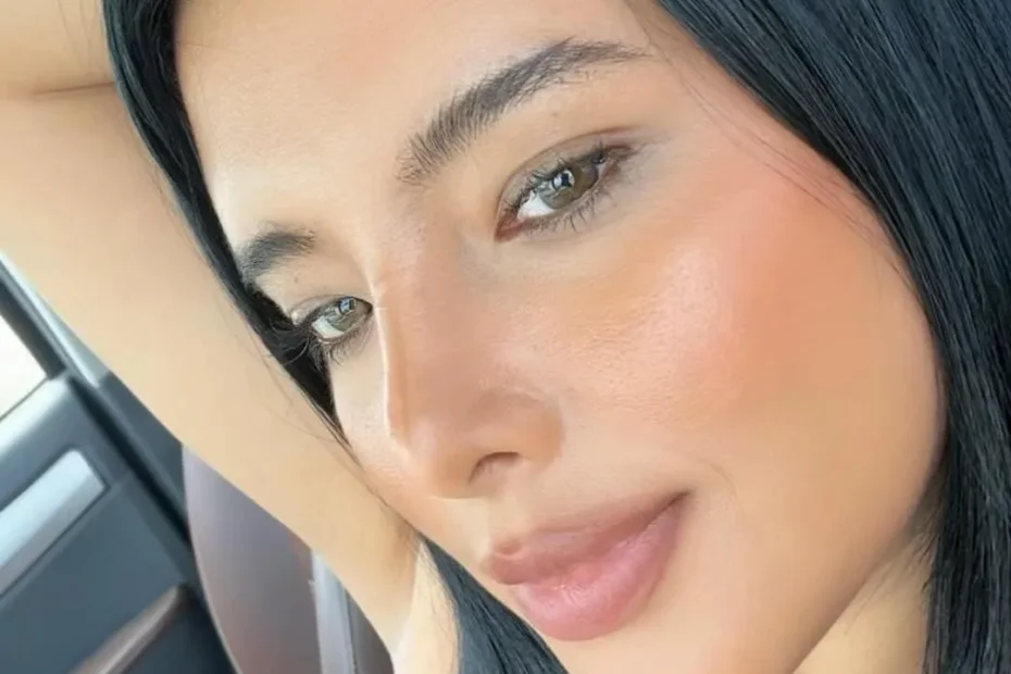 Alejandra Quiroz Biography, Age, Height, Weight, Net Worth 1 Alejandra Quiroz