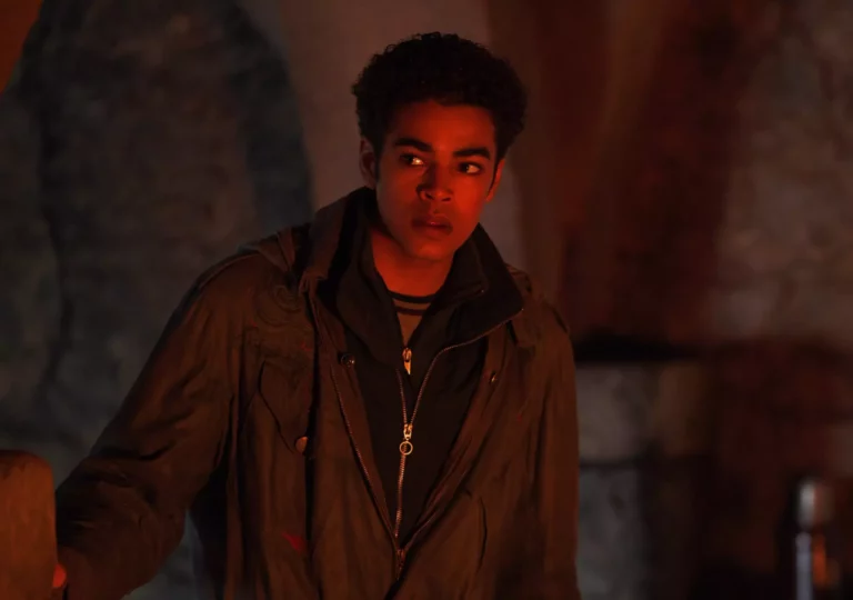 Amir Wilson Biography (Actor), Age, Family, Net Worth