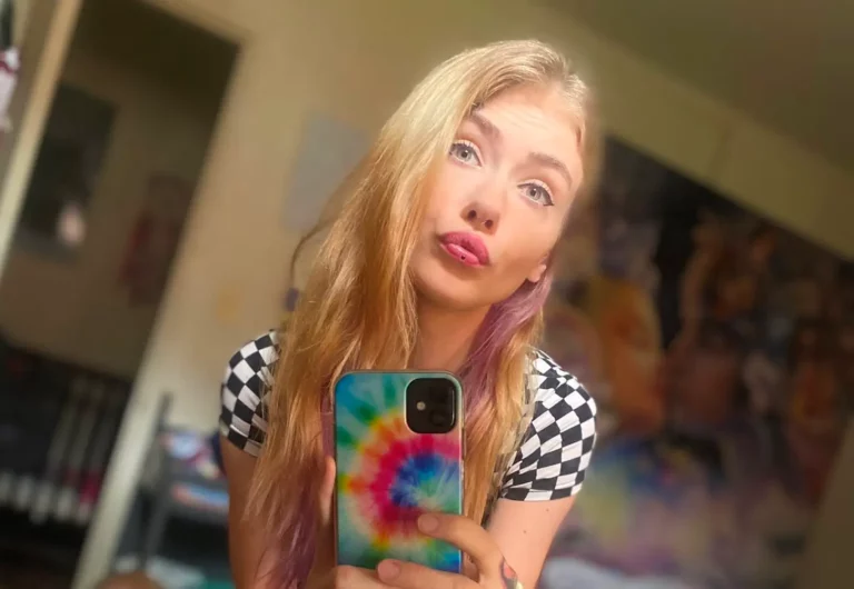 Top 5 Teen Female P*rnStars in the World