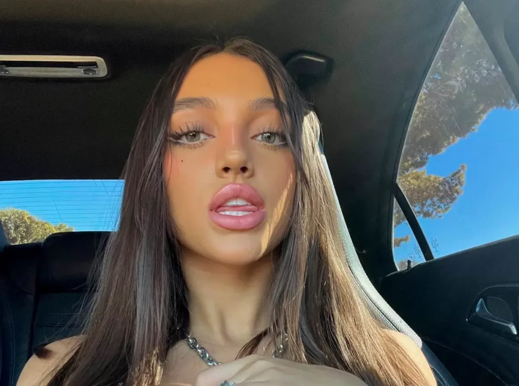 Senya Marin Biography, Age, Height, Career, Boyfriend, Instagram, Wiki 4 Senya Marin Biography, Age, Height, Career, Boyfriend, Instagram, Wiki