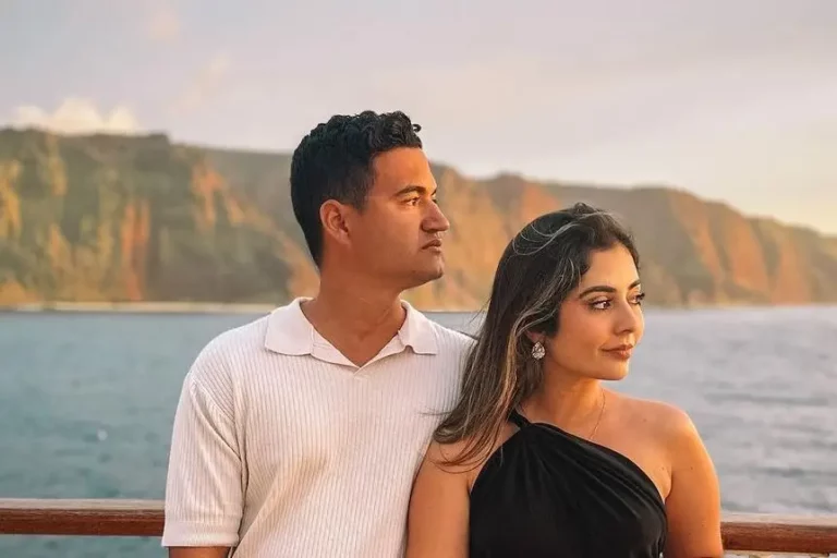 Daniela Martinez (twooutsiders) Biography, Age, Height, Figure, Net Worth