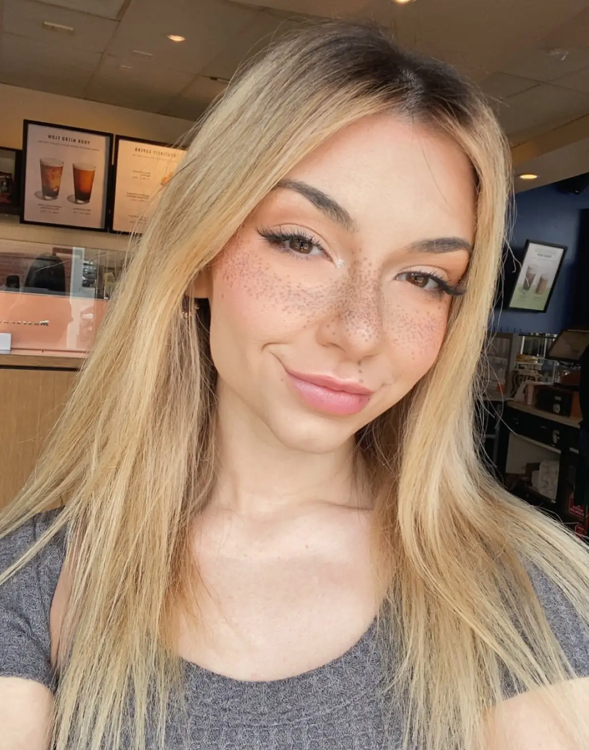 Demi Hawks Biography, Age, Height, Net Worth 3 Demi Hawks Biography, Age, Height, Net Worth
