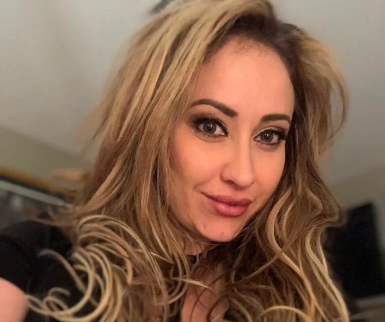 Eva Notty Biography, Age, Images, Height, Figure, Net Worth