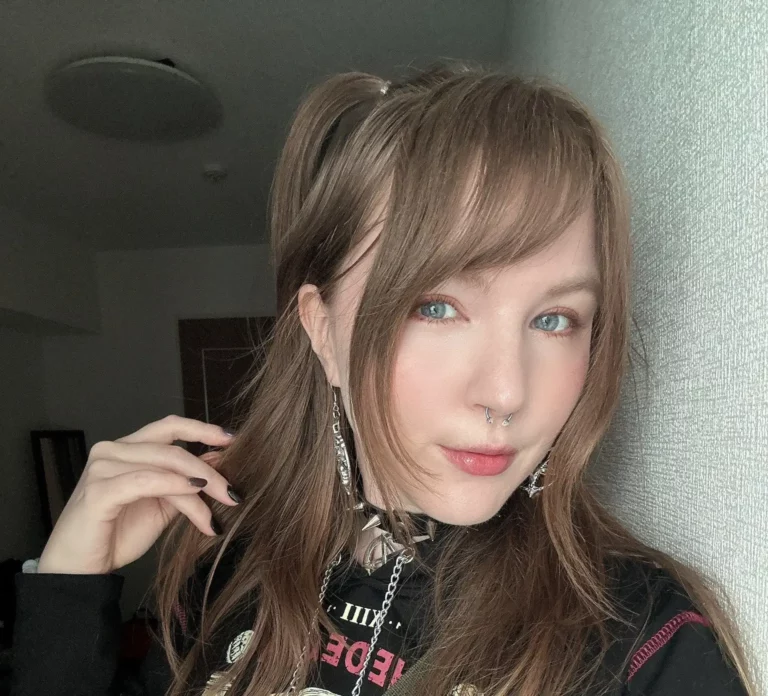 June Lovejoy Biography, Age, Height, Figure, Net Worth