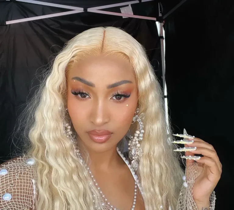 Shenseea Biography, Age, Height, Figure, Net Worth