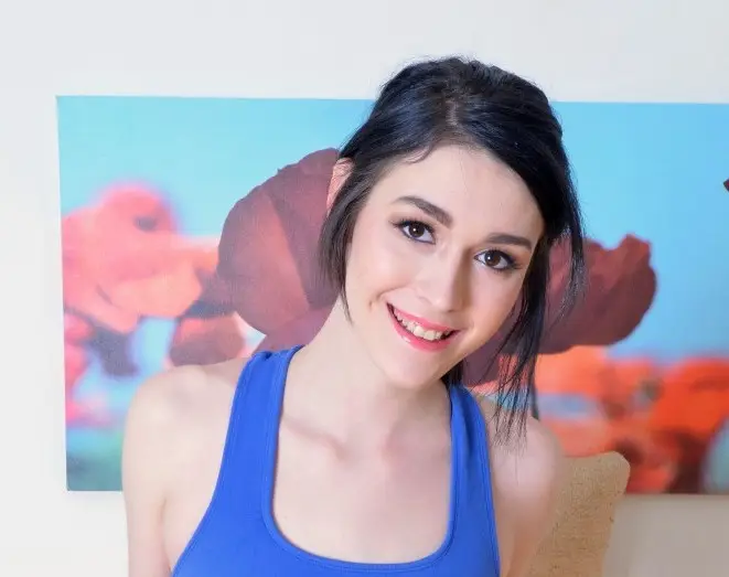 Ivy Aura Biography, Age, Images, Height, Figure, Net Worth