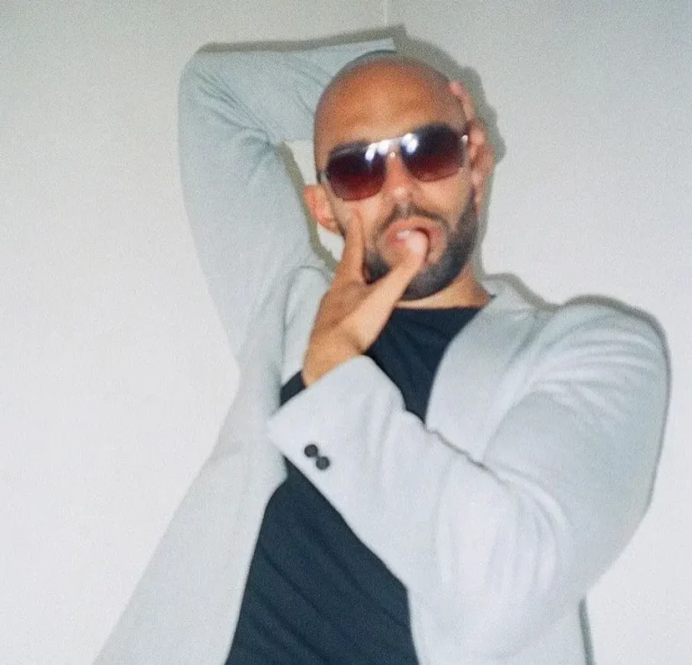 Brain Michael Hinds Biography, Age, Height, Figure, Net Worth