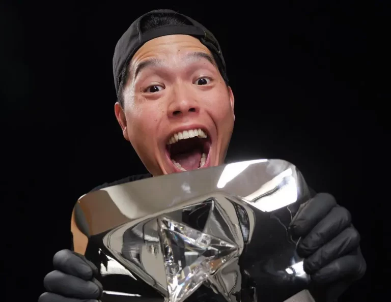 Bayashi_バヤシ Biography, Age, Height, Figure, Net Worth