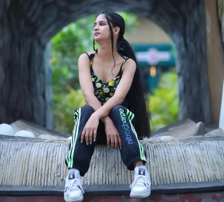 Deekshika Sagar (lethal_dancer) Biography, Age, Height, Figure, Net Worth