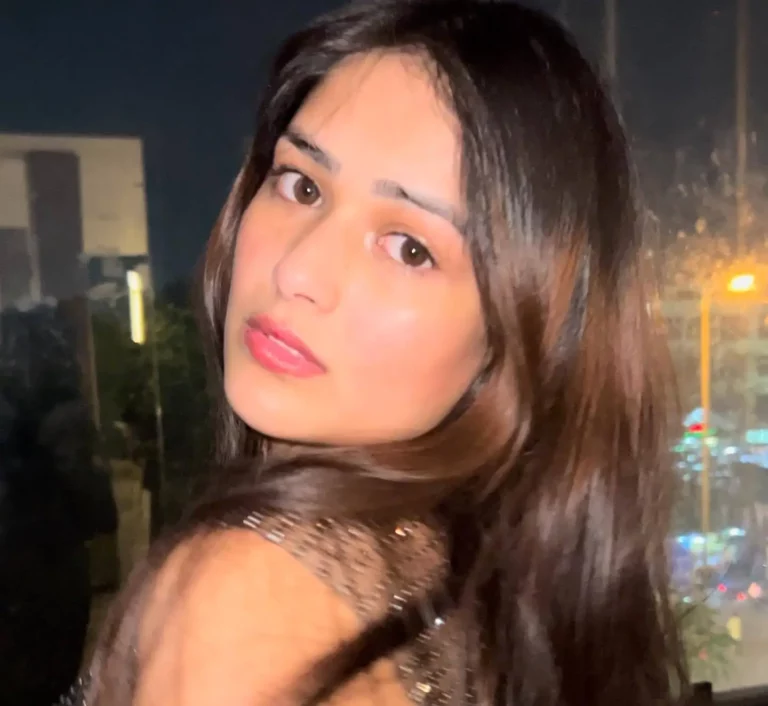 Khushi Maheshwari Biography, Age, Height, Figure, Net Worth