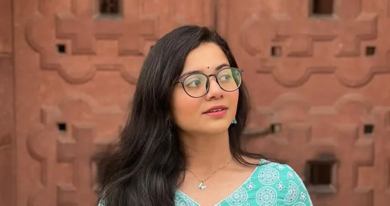 Nidhi Narwal Biography, Age, Family, Images, Net Worth