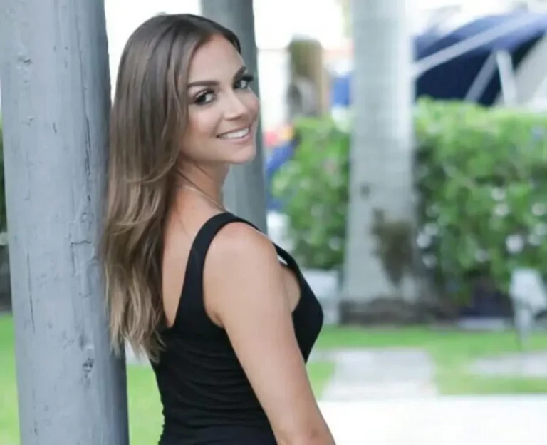 Havana Bleu Biography, Age, Images, Height, Figure, Net Worth