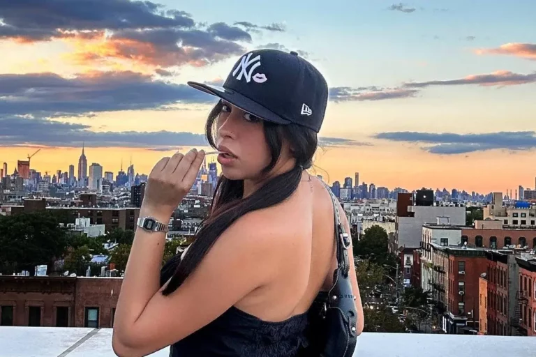 Kayli Sandoval Biography, Age, Height, Figure, Net Worth