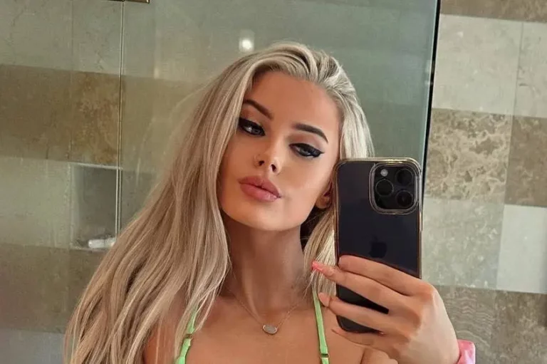 MacKenzie Scott Biography, Age, Height, Figure, Net Worth