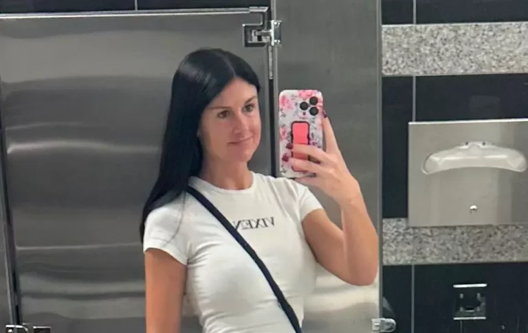 Sienna Rae Biography, Age, Height, Figure, Net Worth