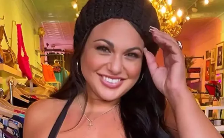 Stephanie Mallick Biography, Age, Height, Figure, Net Worth