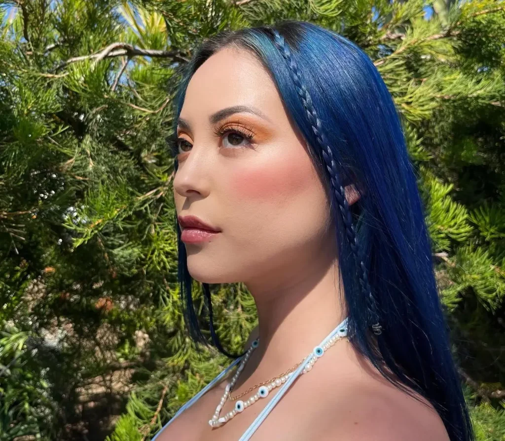 Eve Marlowe portrait image American model and digital media personality 3