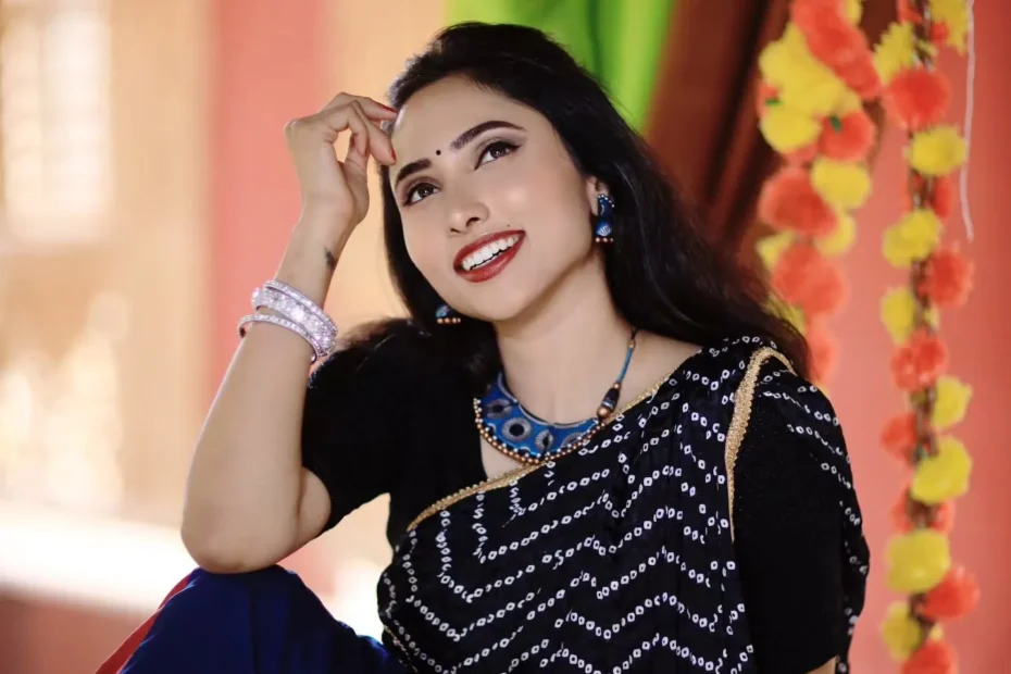Suprabha KV Biography, Age, Height, Husband, Songs & Net Worth 12 Suprabha KV Indian singer and YouTuber