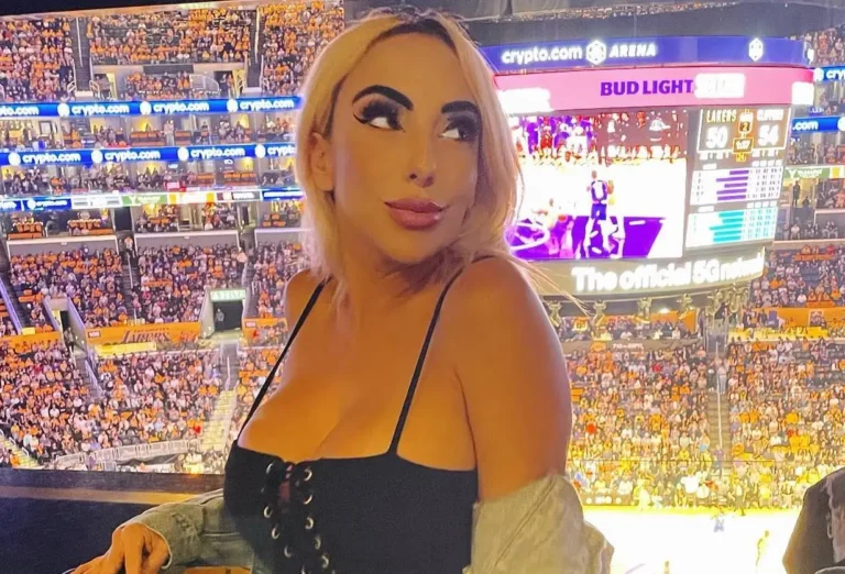 Kylie Kingston Biography, Age, Images, Height, Figure, Net Worth