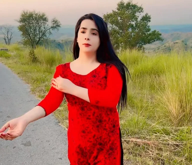 Neha Malik Biography, Age, Images, Height, Figure, Net Worth