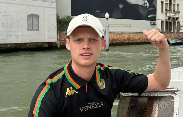 Anson Boon Biography, Age, Height, Weight, Net Worth