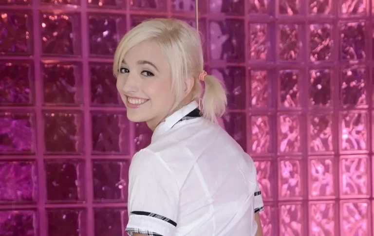 Eliza Jane Biography, Age, Images, Height, Net Worth