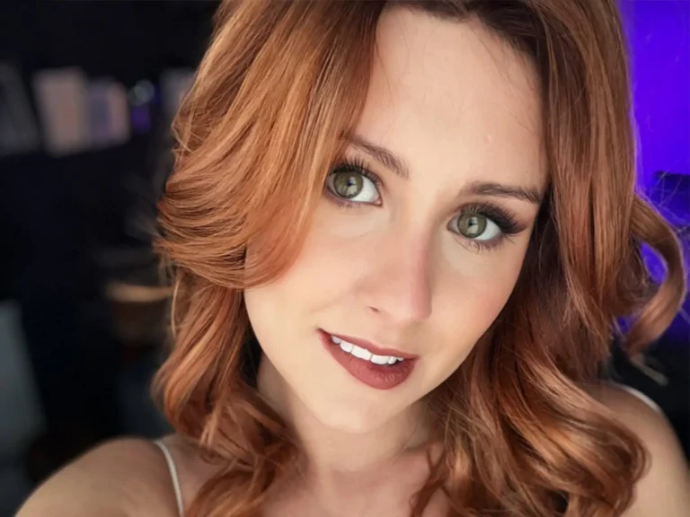 Erin Moore Biography, Age, Family, Images, Net Worth