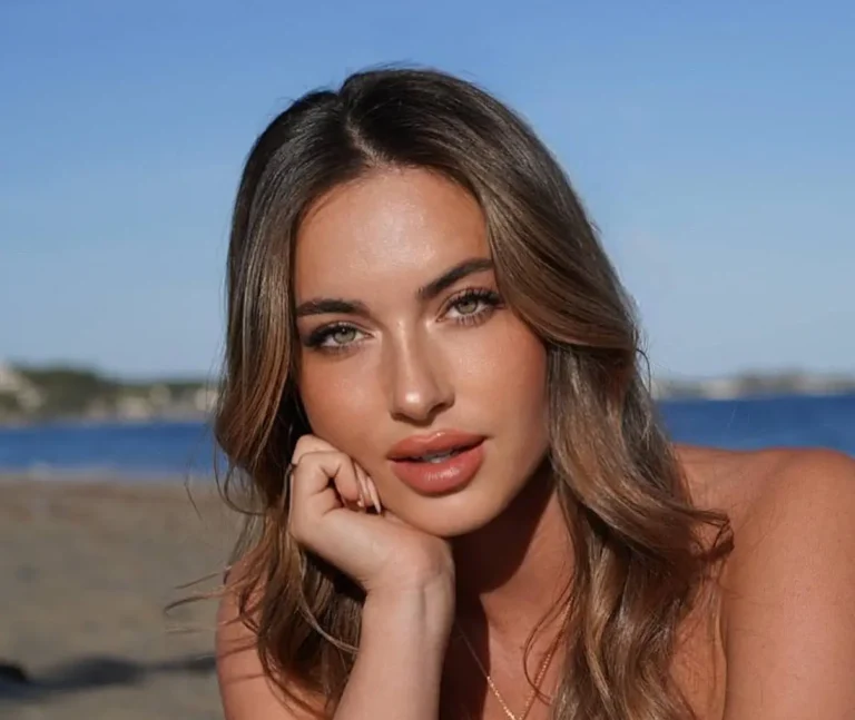 Izabela Ion Biography, Age, Height, Weight, Net Worth