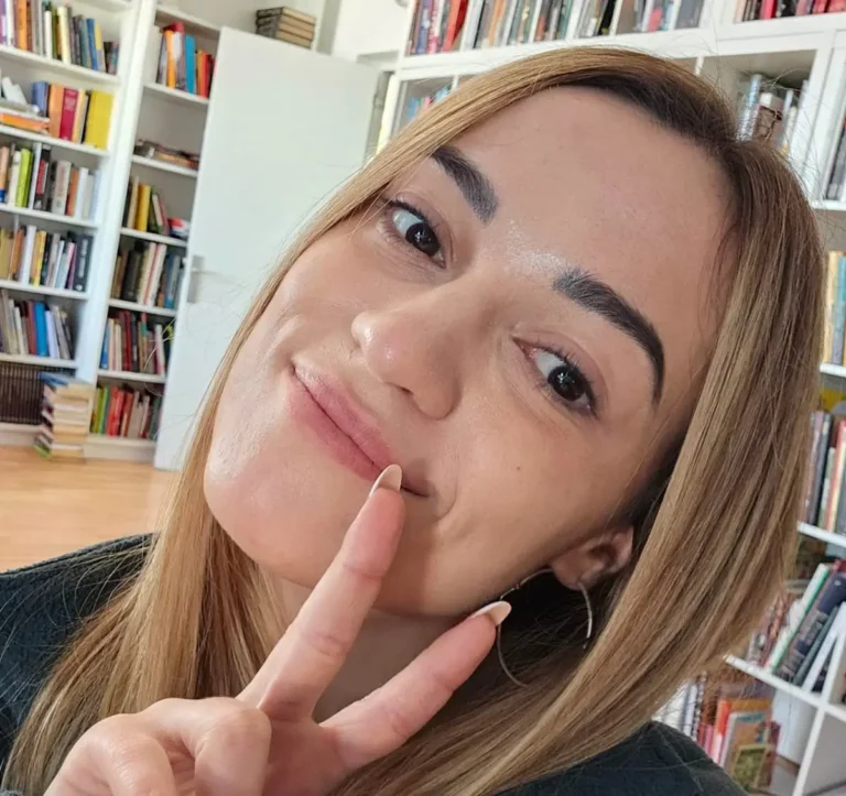 Marta Villalobos Biography, Age, Height, Figure, Net Worth