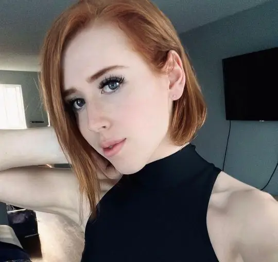 Shiri Allwood Biography, Age, Family, Images, Net Worth