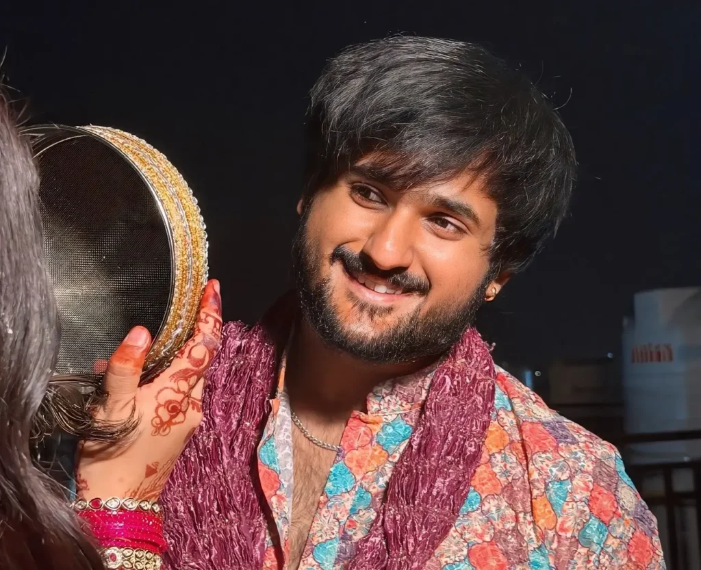 Sahil Gambhir Biography, Age, Height, Family, Career, Net Worth 4 Sahil Gambhir with wife 1