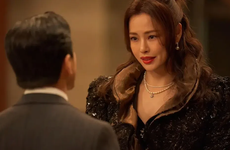 Top 5 Hindi Dubbed Web Series – Best Drama & Thriller Shows 1 AEMA