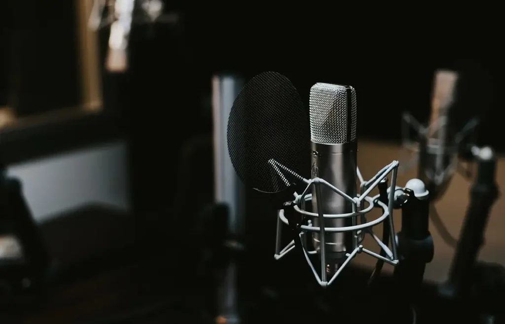 How to Improve Social Skills in 2026 – 3 Simple Tricks That Work 2 Practice Speaking by Recording Yourself