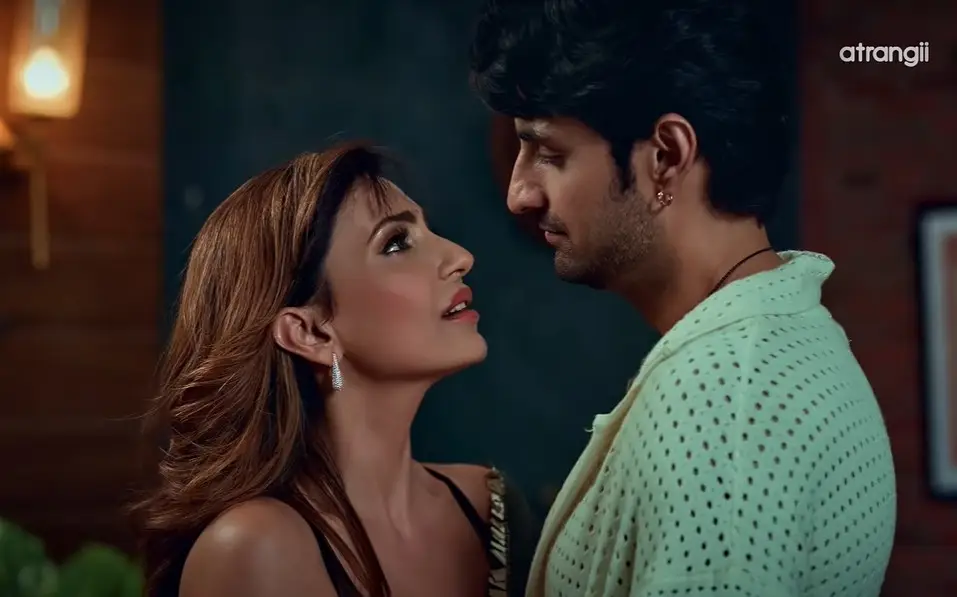 Wine Web Series Atrangii OTT Review Cast Story and Details 1