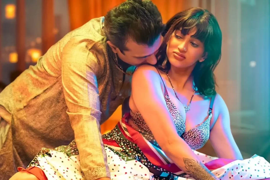 Chum Chum Mami KahaniPlay Web Series Poster Review Cast Story