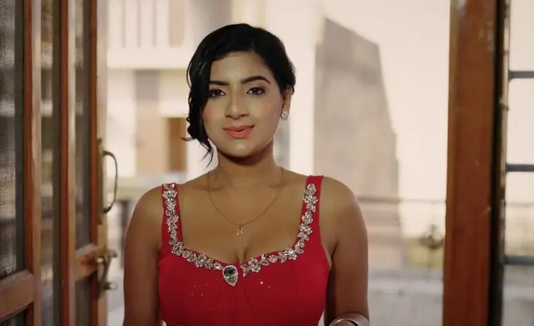 Maya Therapy Hot Woow Web Series 1