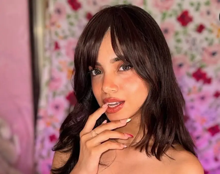Muskan Karia Biography, Age, Career, Net Worth & Success Story 3 Muskan Karia Biography, Age, Career, Net Worth & Success Story