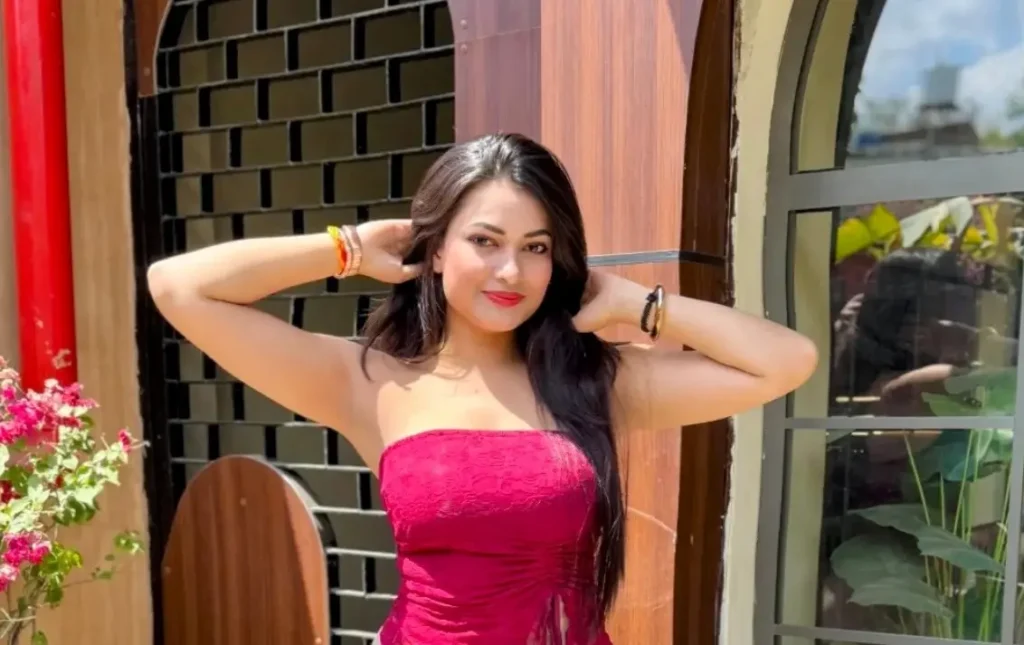 Satakshi Sharma Biography, Lifestyle, Boyfriend, Family, Income 2 Satakshi Sharma Biography, Lifestyle, Boyfriend, Family, Income